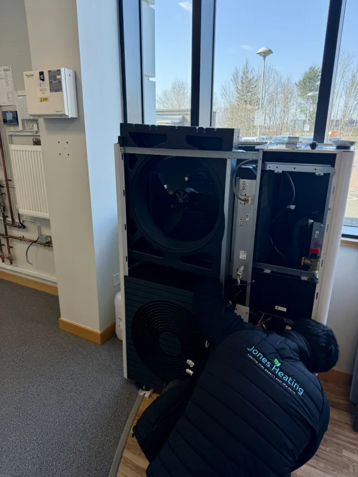 vaillant heat pump training by our engineer